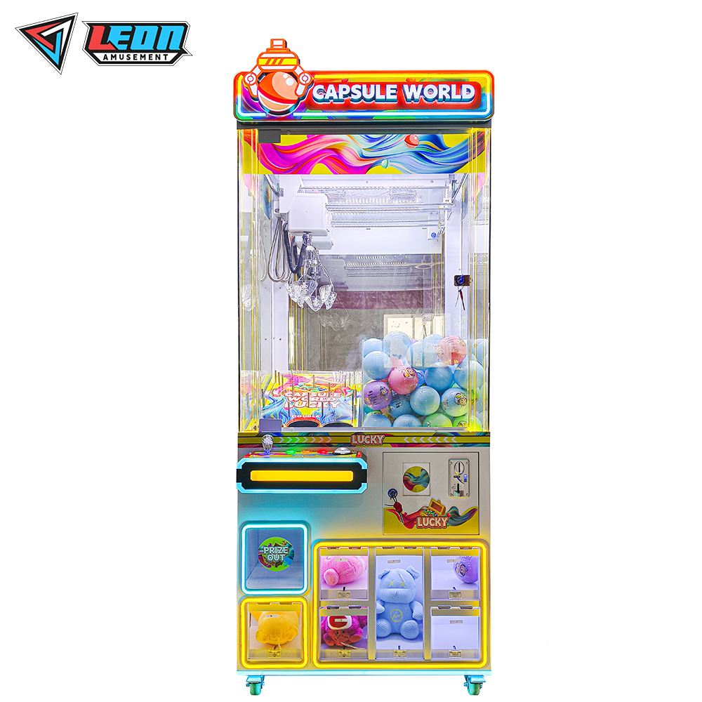 Capsule World Prize Claw